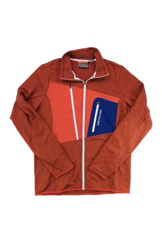clay orange:#923027