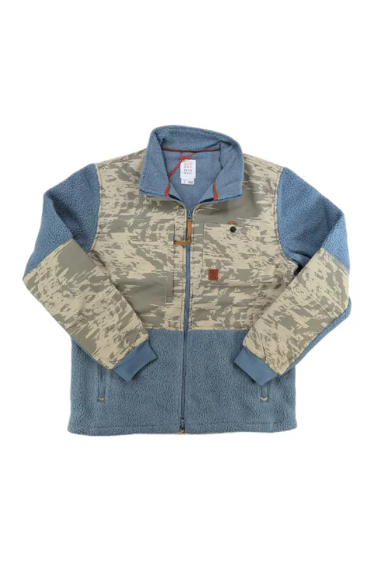 sand multi:#889494